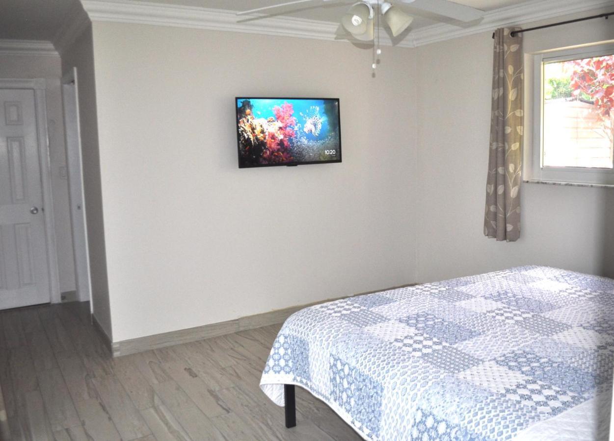 Lovely 3-Bd, Walk To Bars, 9 Min Drive From Beach! Heated Pool. Fort Lauderdale Exterior photo