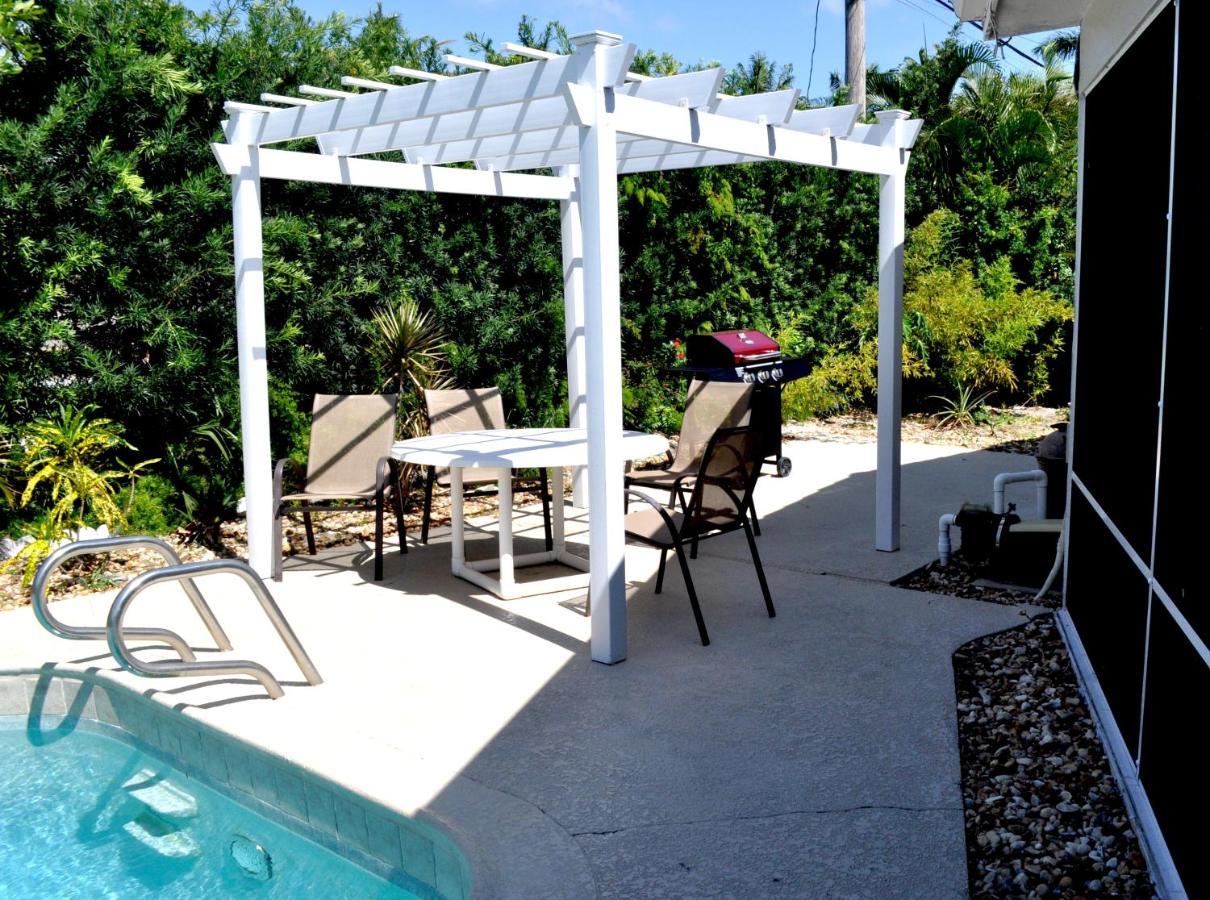 Lovely 3-Bd, Walk To Bars, 9 Min Drive From Beach! Heated Pool. Villa Fort Lauderdale Exterior photo